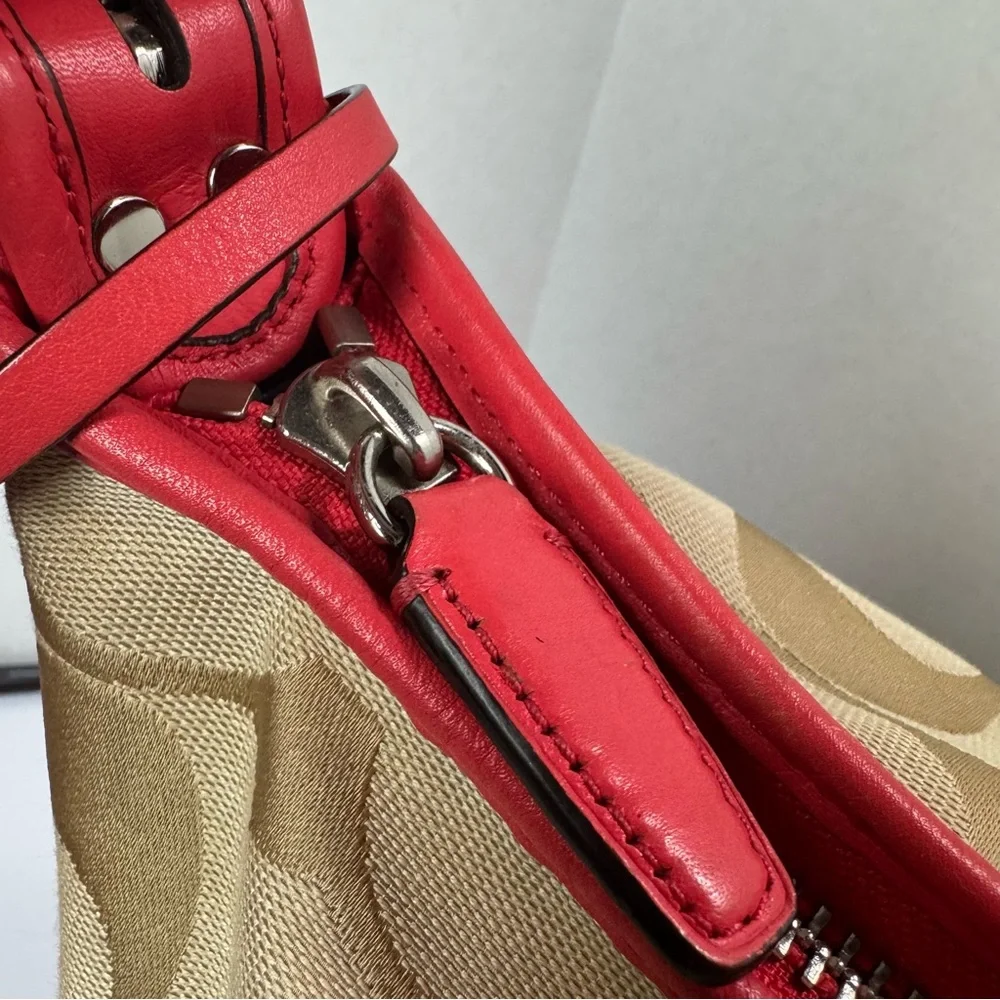 COACH Legacy Signature Hobo Duffel Bag in Khaki and Fuchsia Leather‎ Crossbody